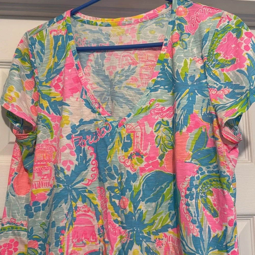 Lilly Pulitzer Florida t shirt size medium waist measures - Picture 2 of 6